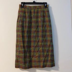 Plaid wool material skirt